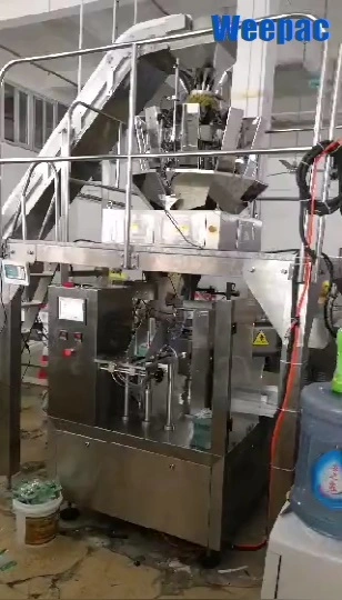 Sistema automatico di confezionamento di muesli di cereali di farina d'avena per yogurt alla frutta Doypack con cerniera automatica